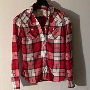 Aeropostale, woman’s long sleeved button down top, plaid, size S/P